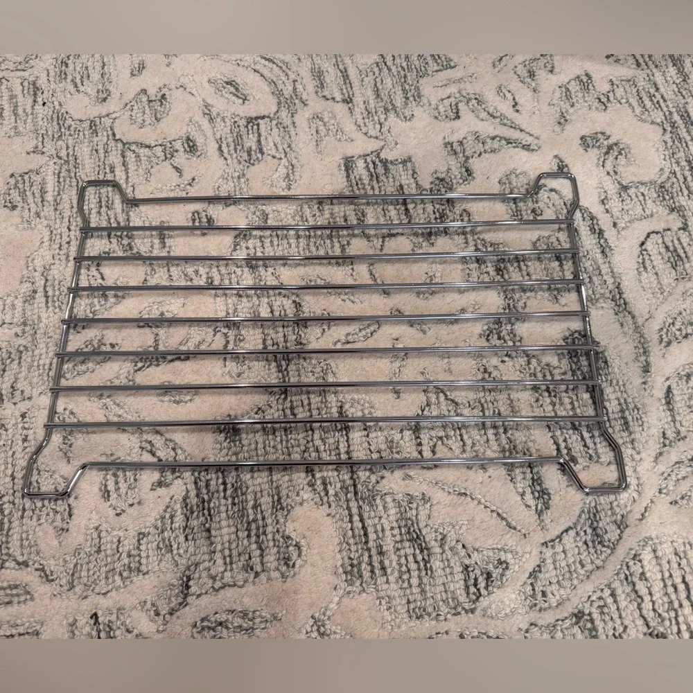 NWOT Kitchen Oven Metal Cooling Rack Cooking Baking
